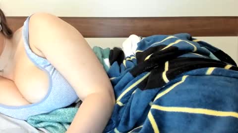 00ingrid00 online show from February 22, 3:23 am