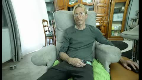 jeff online show from June 15, 11:45 am