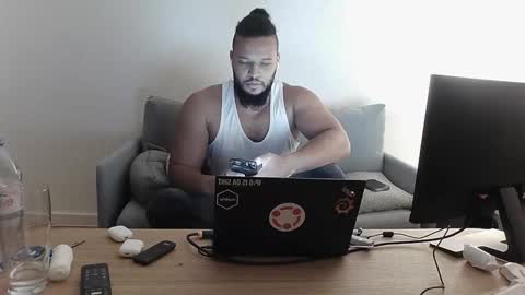 Kingsley online show from October 20, 11:16 pm