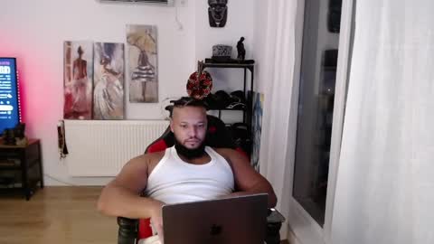 Snapshot of 0_kingsley chatting on April 20, 11:50 pm Kingsley online show from April 20, 11:50 pm