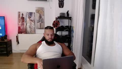 Snapshot of 0_kingsley chatting on April 25, 9:01 pm Kingsley online show from April 25, 9:01 pm