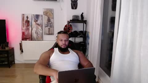 Snapshot of 0_kingsley chatting on April 30, 8:57 pm Kingsley online show from April 30, 8:57 pm