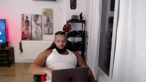 Snapshot of 0_kingsley chatting on May 10, 6:57 pm Kingsley online show from May 10, 6:57 pm