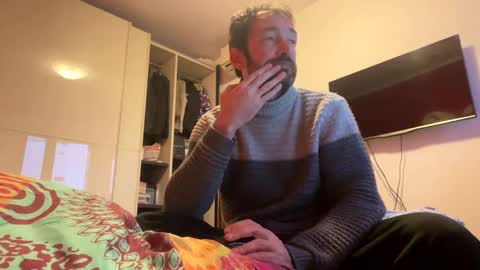 0str0 online show from January 19, 3:53 pm