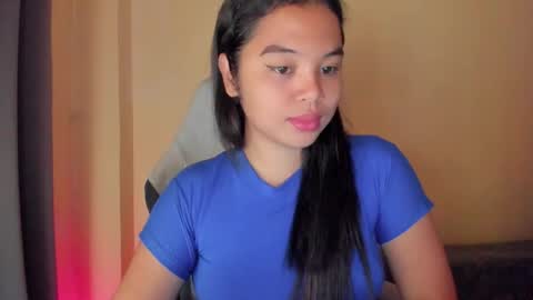 0wwlo0k online show from October 15, 5:40 am