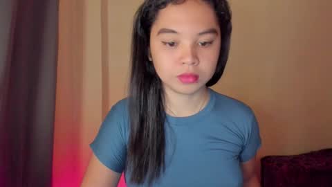 0wwlo0k online show from November 18, 5:23 am