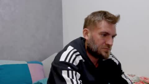 10in_deluxe online show from October 2, 7:43 pm