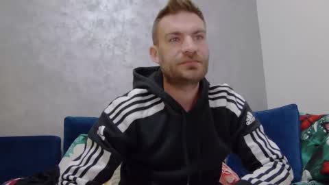 10in_deluxe online show from December 18, 6:41 am