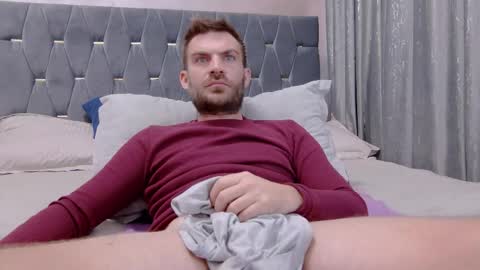 10in_deluxe online show from January 10, 10:50 am