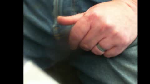 Snapshot of 10mm_socket chatting on March 19, 11:53 pm 10mm_socket online show from March 19, 11:53 pm