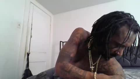 Snapshot of 11hundsum chatting on March 24, 5:07 pm Darkmeat100 online show from March 24, 5:07 pm