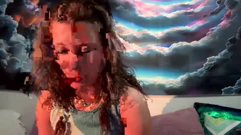 BakxBee online show from April 1, 7:33 pm