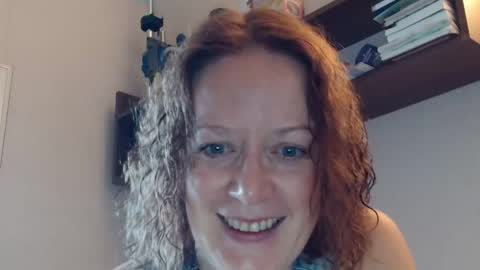 12ennie online show from October 9, 6:22 am