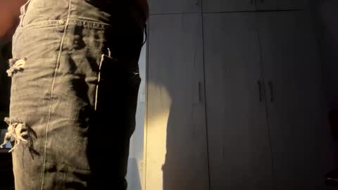 12thbadoondick online show from May 28, 8:33 am