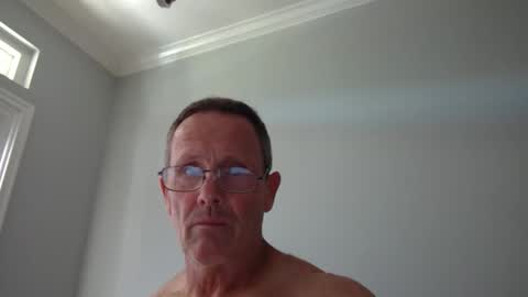 Snapshot of 13glanmorfa chatting on September 28, 6:24 pm 13glanmorfa online show from September 28, 6:24 pm