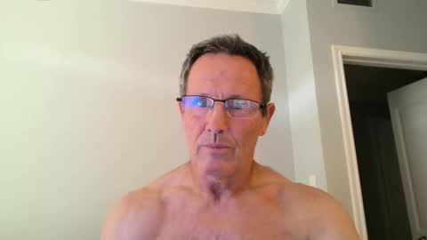 Snapshot of 13glanmorfa chatting on November 18, 2:43 pm 13glanmorfa online show from November 18, 2:43 pm