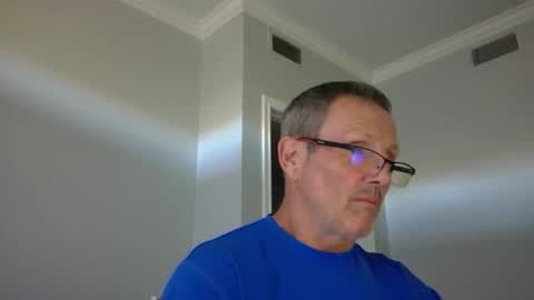 Snapshot of 13glanmorfa chatting on December 2, 9:43 pm 13glanmorfa online show from December 2, 9:43 pm