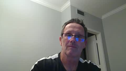 Snapshot of 13glanmorfa chatting on January 13, 3:34 am 13glanmorfa online show from January 13, 3:34 am