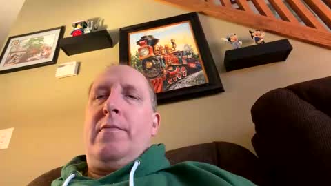 Snapshot of 16510 chatting on April 13, 1:27 pm 16510 online show from April 13, 1:27 pm