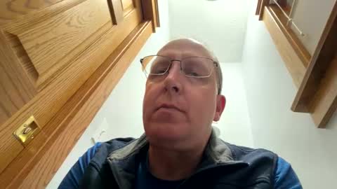 16510 online show from May 7, 10:42 am