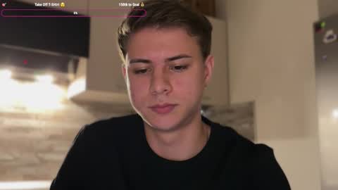 Snapshot of 168gio chatting on October 5, 3:54 pm Lance online show from October 5, 3:54 pm