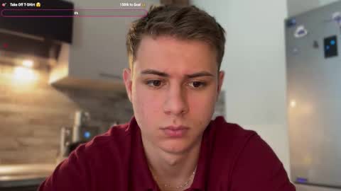 Snapshot of 168gio chatting on October 12, 10:25 am Lance online show from October 12, 10:25 am