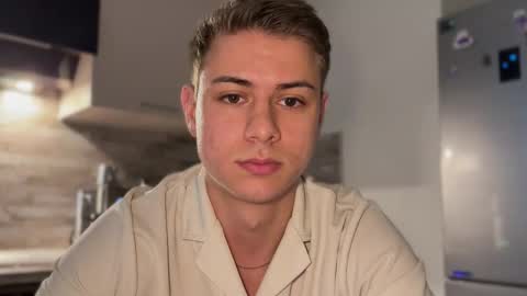 Snapshot of 168gio chatting on October 14, 11:22 am Lance online show from October 14, 11:22 am