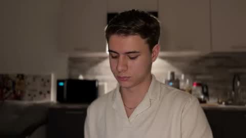 Snapshot of 168gio chatting on November 27, 3:25 pm Lance online show from November 27, 3:25 pm