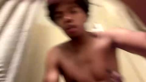 Snapshot of 17juicygushing chatting on November 4, 3:05 am 17juicygushing online show from November 4, 3:05 am