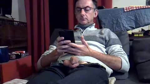 Snapshot of 18remy45 chatting on October 2, 9:11 pm 18remy45 online show from October 2, 9:11 pm