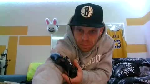 19banger85 online show from November 8, 1:11 pm