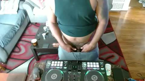 Snapshot of 19ericb68 chatting on March 3, 12:37 am Mr. E the BBC online show from March 3, 12:37 am