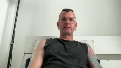 Snapshot of 1_hot_minute chatting on May 27, 7:27 am J online show from May 27, 7:27 am