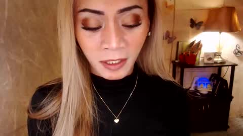 angel online show from November 27, 11:29 pm