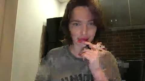 DOVE online show from January 14, 3:26 pm