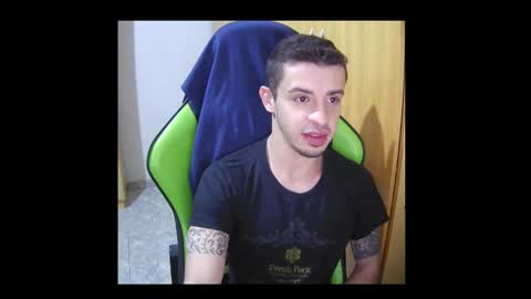 Snapshot of 1good_vibes1 chatting on January 30, 3:44 am 1good_vibes1 online show from January 30, 3:44 am