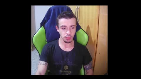 Snapshot of 1good_vibes1 chatting on February 14, 9:24 am 1good_vibes1 online show from February 14, 9:24 am