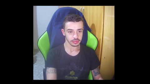 Snapshot of 1good_vibes1 chatting on February 27, 11:41 am 1good_vibes1 online show from February 27, 11:41 am