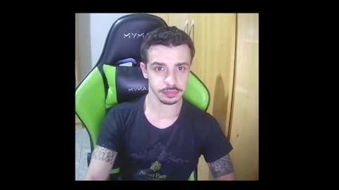 Snapshot of 1good_vibes1 chatting on October 1, 2:28 am 1good_vibes1 online show from October 1, 2:28 am