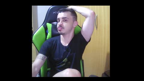 Snapshot of 1good_vibes1 chatting on October 14, 6:36 am 1good_vibes1 online show from October 14, 6:36 am