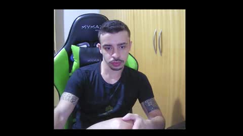 Snapshot of 1good_vibes1 chatting on October 17, 4:59 am 1good_vibes1 online show from October 17, 4:59 am