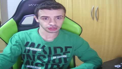 1good_vibes1 online show from June 7, 5:55 am