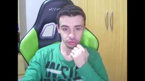 1good_vibes1 online show from June 13, 6:44 am