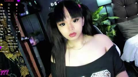 Snapshot of 1hottiegabby chatting on June 3, 12:35 am Gabby online show from June 3, 12:35 am