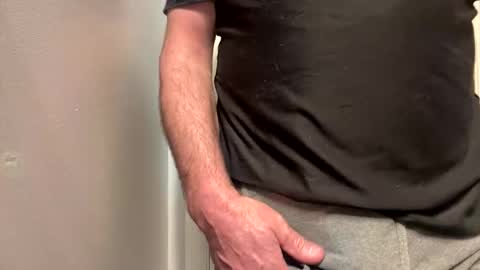 1hunglo412 online show from February 20, 11:00 am