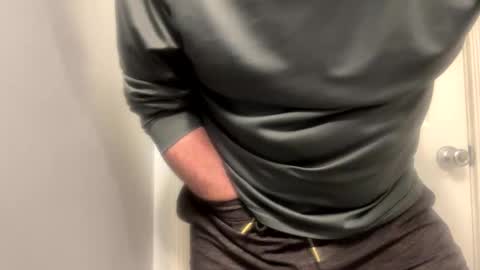 1hunglo412 online show from February 22, 8:02 am