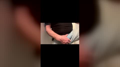 1hunglo412 online show from February 26, 9:41 am