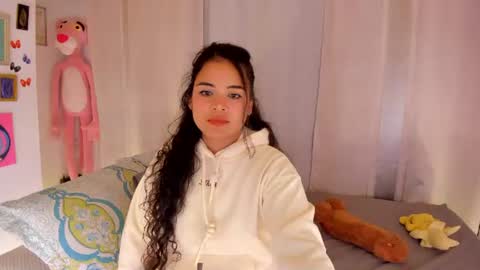 laiaa rivas online show from July 13, 2:47 am