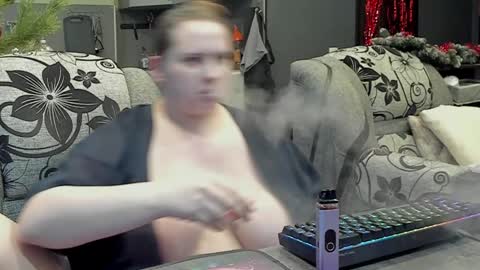 1LINDSEY1 online show from December 21, 2:47 pm