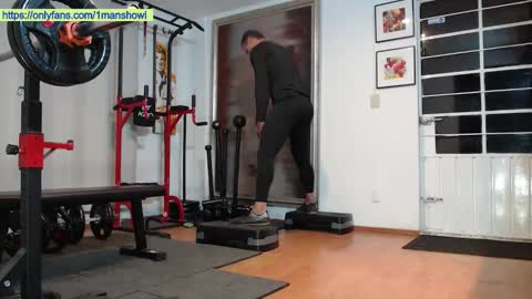 1manshow11 online show from March 9, 9:02 am